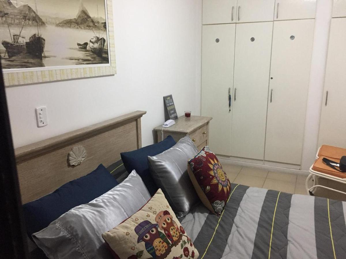 Flat 2 - 1 Quadra Da - Pitangueiras / Apartment