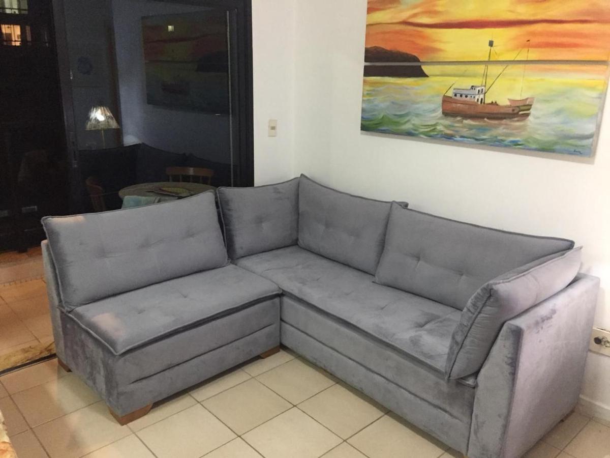 Flat 2 - 1 Quadra Da - Pitangueiras / Guaruja